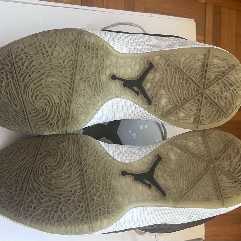 Nike Air Jordan 2011 White Grey Men's Size 12 Model # 436771-101 - Picture 8 of 10